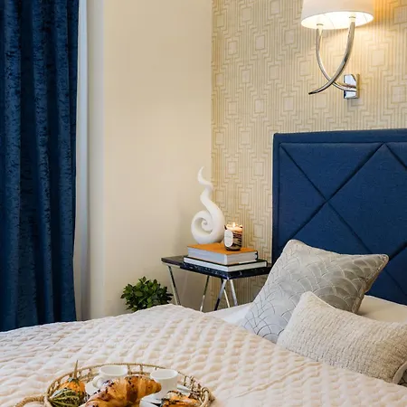 아파트 Designer Luxury Next To Dohany Synagogue With Balcony 부다페스트