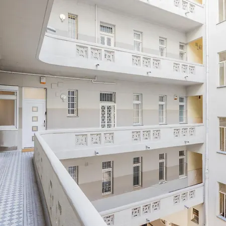 Designer Luxury Next To Dohany Synagogue With Balcony 아파트 부다페스트