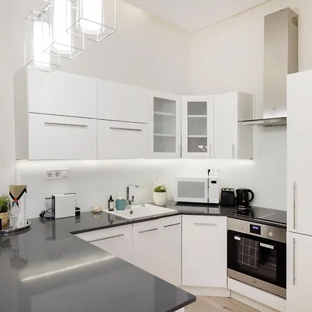 Daire Designer Luxury Next To Dohany Synagogue With Balcony Budapeşte