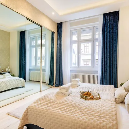 Designer Luxury Next To Dohany Synagogue With Balcony Apartmán Budapešť