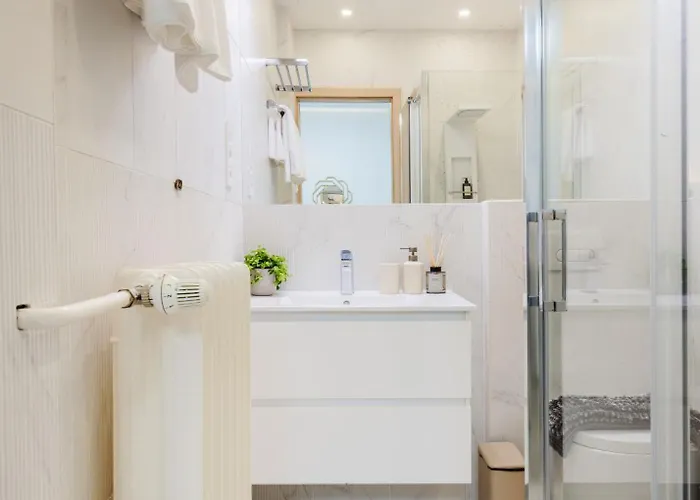 Apartmán Designer Luxury Next To Dohany Synagogue With Balcony *